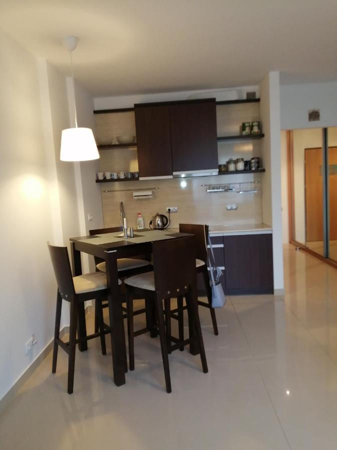 Apartament Rownica ウストロン エクステリア 写真